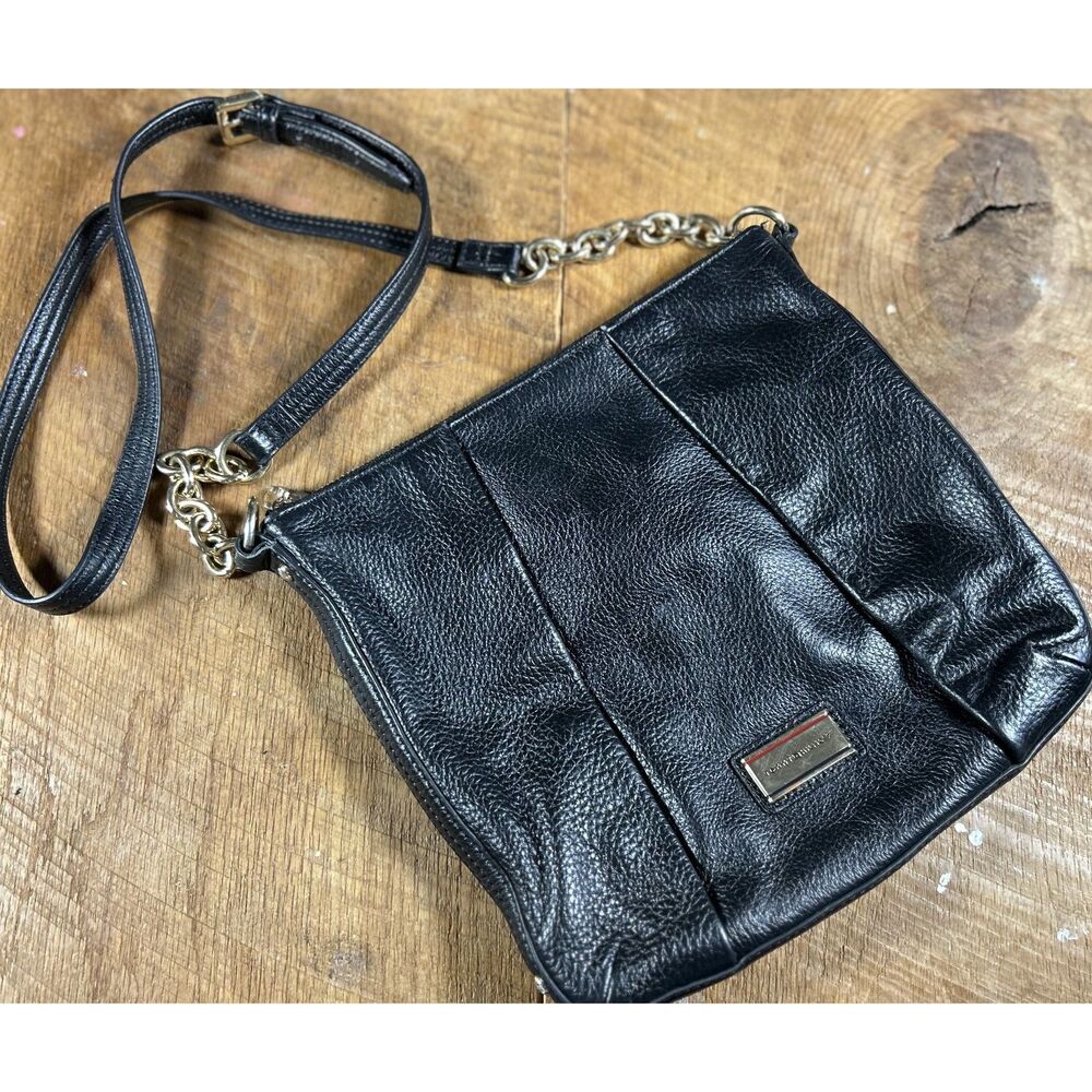 Tommy Hilfiger - Black leather Crossbody
